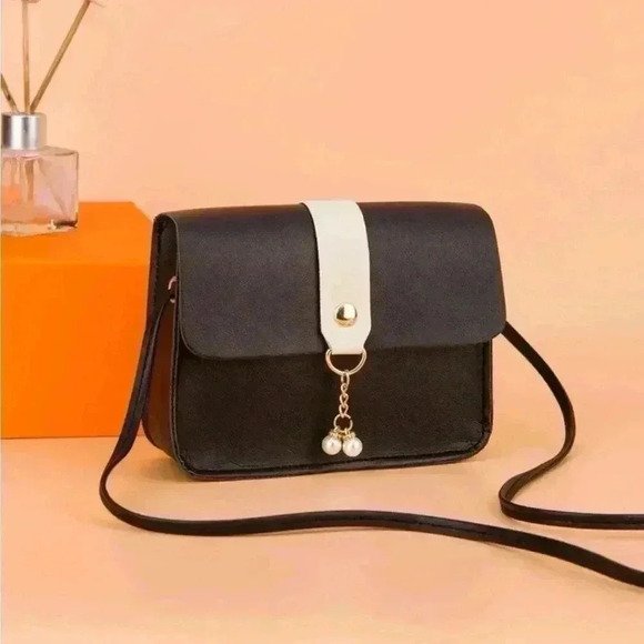 ⚠️Clearance Black Mini Color Block Crossbody Bag - Picture 3 of 7